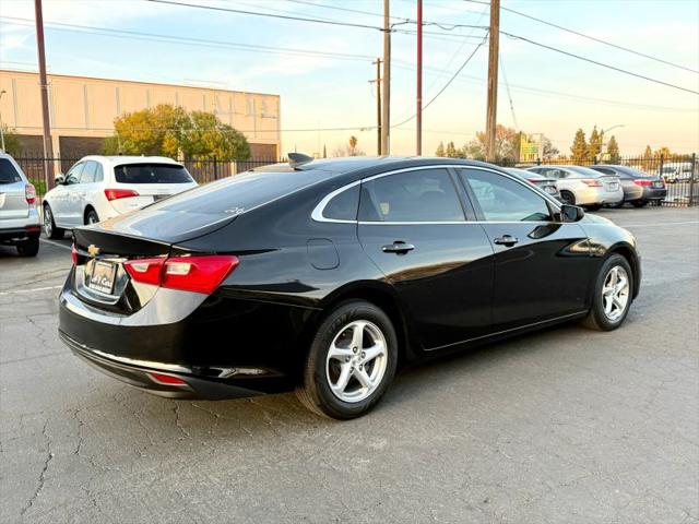 2017 Chevrolet Malibu LS