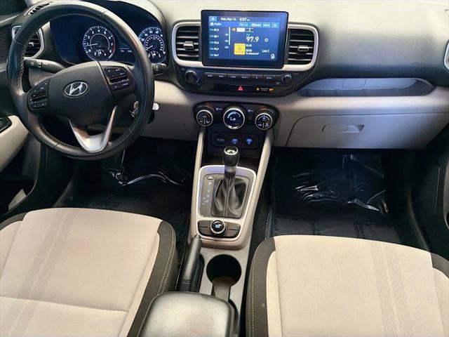 2021 Hyundai Venue SEL