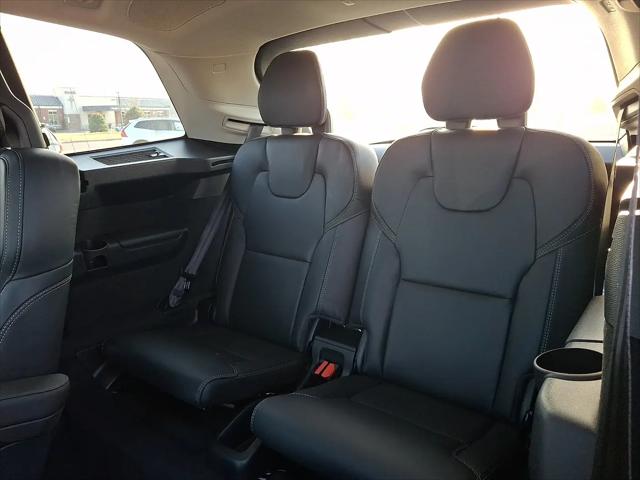 2026 Volvo XC90 Plug-In Hybrid Ultra, T8 AWD, Electric/Gasoline, Bright, 6 Seats