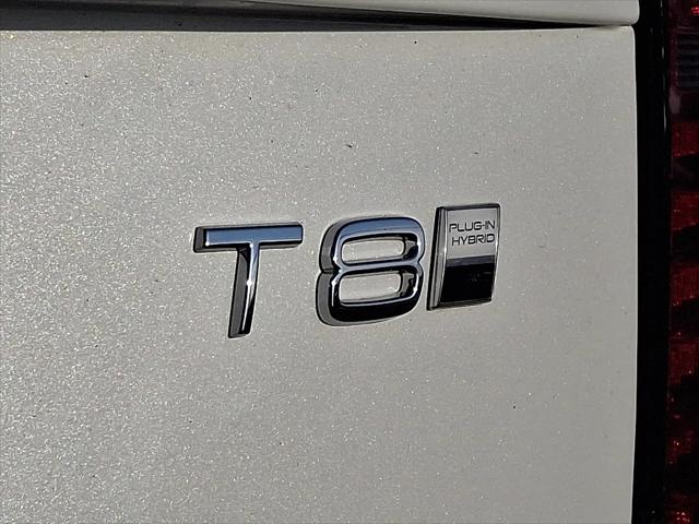 2026 Volvo XC90 Plug-In Hybrid Ultra, T8 AWD, Electric/Gasoline, Bright, 6 Seats