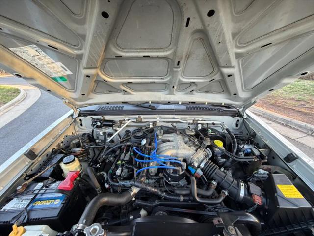 2003 Nissan Frontier SE-V6