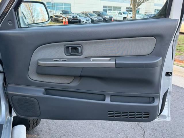 2003 Nissan Frontier SE-V6