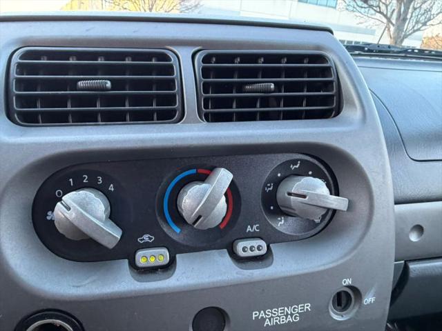 2003 Nissan Frontier SE-V6
