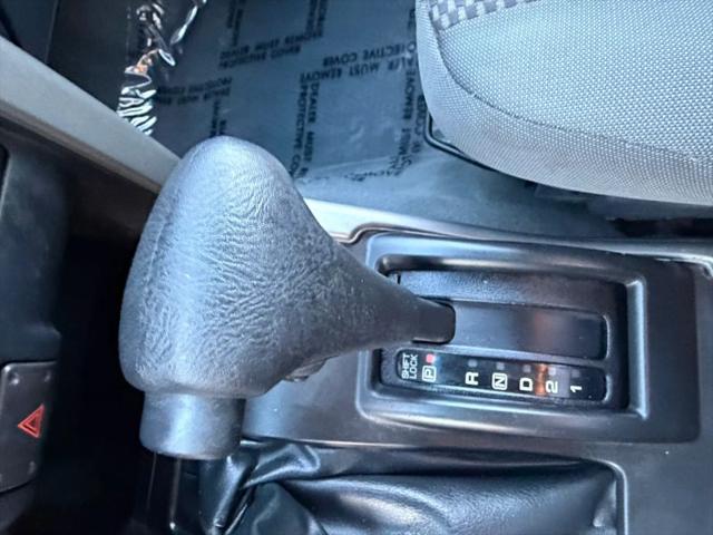 2003 Nissan Frontier SE-V6