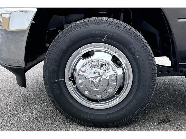 2026 Ram 3500 Tradesman Crew Cab 4x4 8' Box
