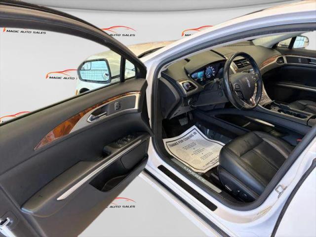 2015 Lincoln MKZ Base