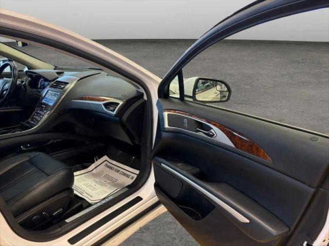 2015 Lincoln MKZ Base