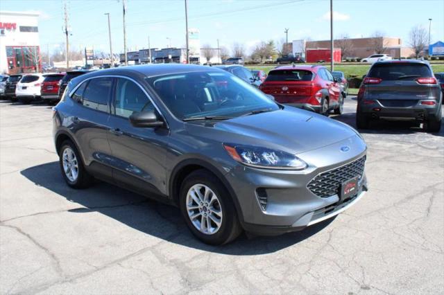 2022 Ford Escape SE Hybrid