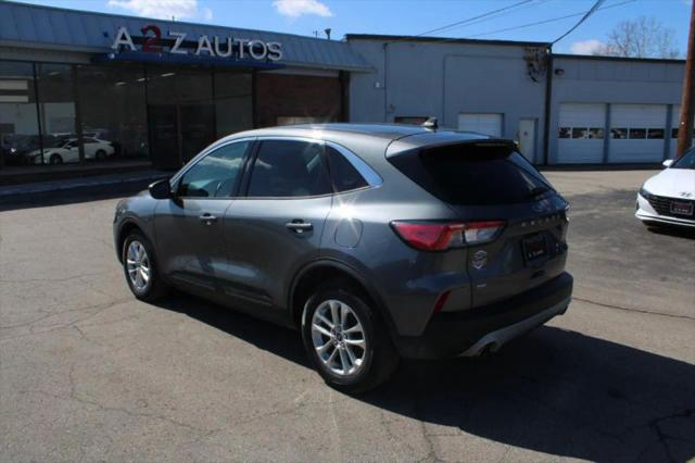 2022 Ford Escape SE Hybrid