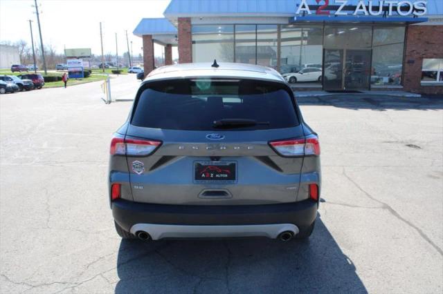 2022 Ford Escape SE Hybrid