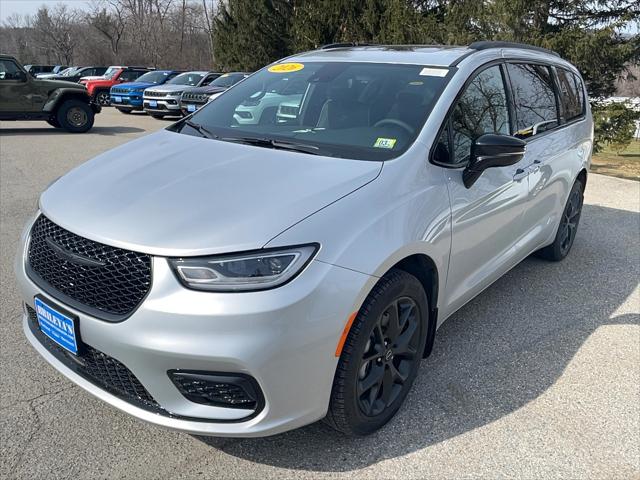2026 Chrysler Pacifica Limited AWD