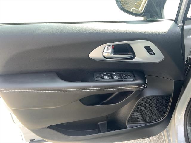 2026 Chrysler Pacifica Limited AWD