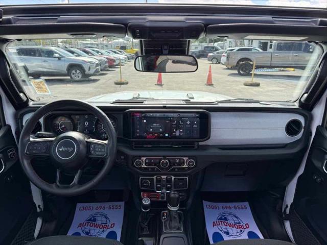 2024 Jeep Wrangler 4-Door Willys 4x4