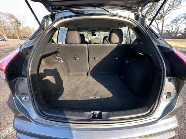 2021 Nissan Kicks SV Xtronic CVT