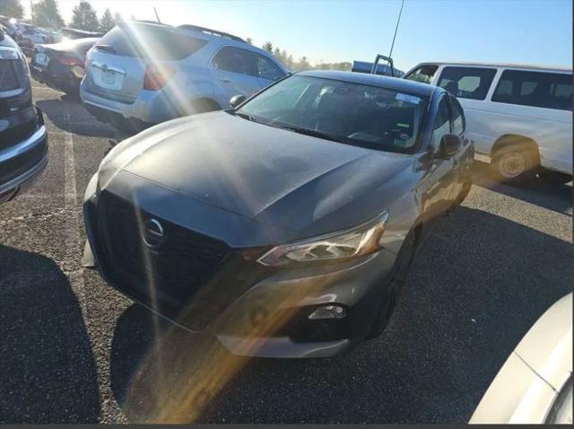 2022 Nissan Altima SR FWD