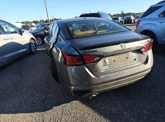 2022 Nissan Altima SR FWD