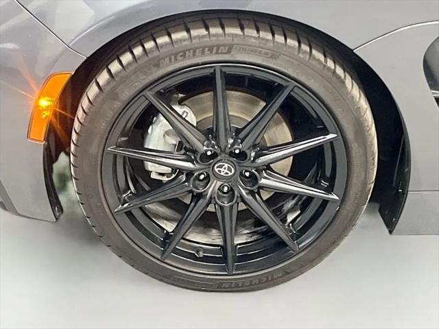 2024 Toyota GR86 Premium