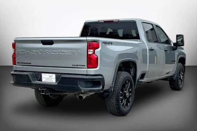 2025 Chevrolet Silverado 2500HD 4WD Crew Cab Standard Bed Custom