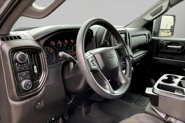 2025 Chevrolet Silverado 2500HD 4WD Crew Cab Standard Bed Custom