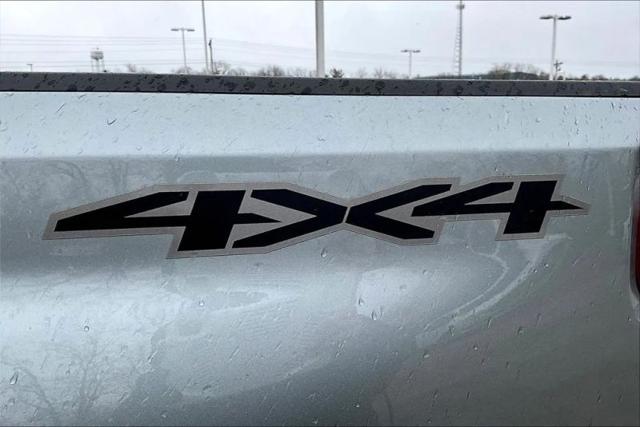 2025 Chevrolet Silverado 2500HD 4WD Crew Cab Standard Bed Custom