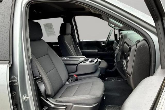 2025 Chevrolet Silverado 2500HD 4WD Crew Cab Standard Bed Custom