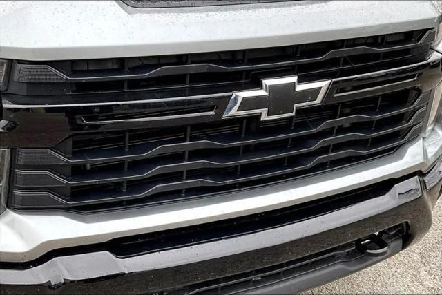 2025 Chevrolet Silverado 2500HD 4WD Crew Cab Standard Bed Custom