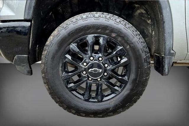 2025 Chevrolet Silverado 2500HD 4WD Crew Cab Standard Bed Custom