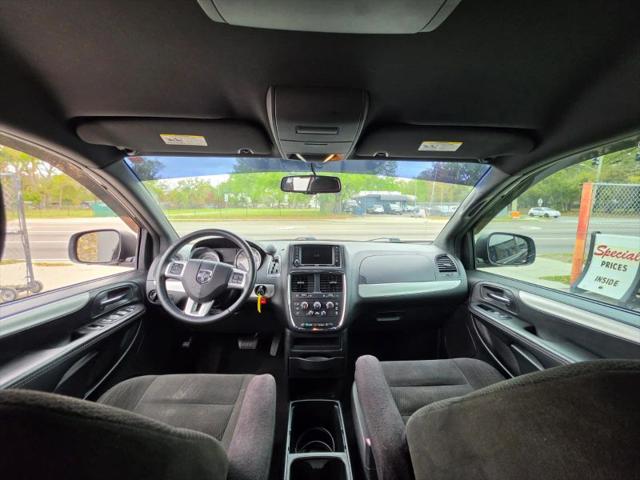 2015 Dodge Grand Caravan SE