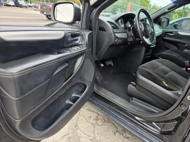 2015 Dodge Grand Caravan SE