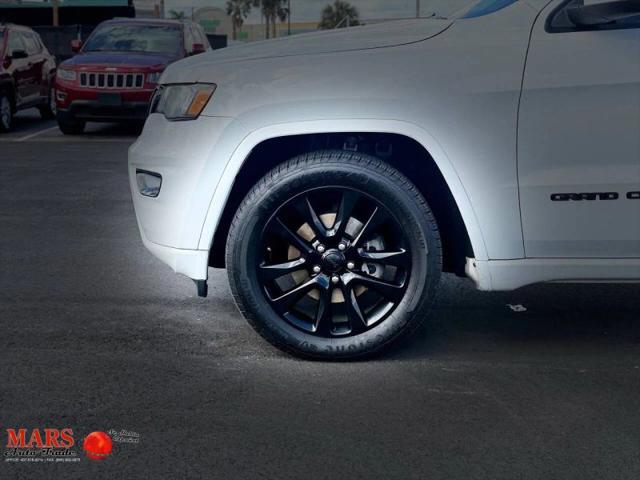 2017 Jeep Grand Cherokee Altitude 4x2