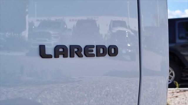 2026 Jeep Cherokee Laredo 4x4