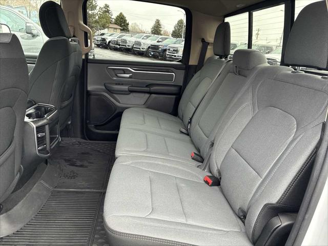 2020 Ram 1500 Big Horn Crew Cab 4x4 5'7" Box