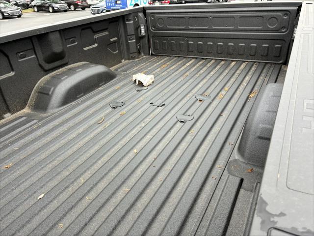 2026 Chevrolet Silverado 3500HD Crew Cab, Long Bed, LT Dual Rear Wheel, RWD