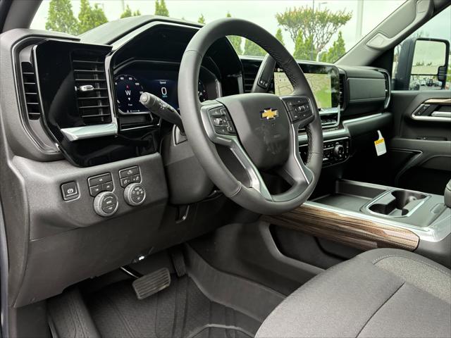 2026 Chevrolet Silverado 3500HD Crew Cab, Long Bed, LT Dual Rear Wheel, RWD