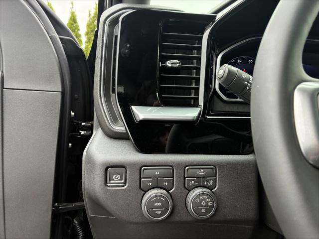 2026 Chevrolet Silverado 3500HD Crew Cab, Long Bed, LT Dual Rear Wheel, RWD