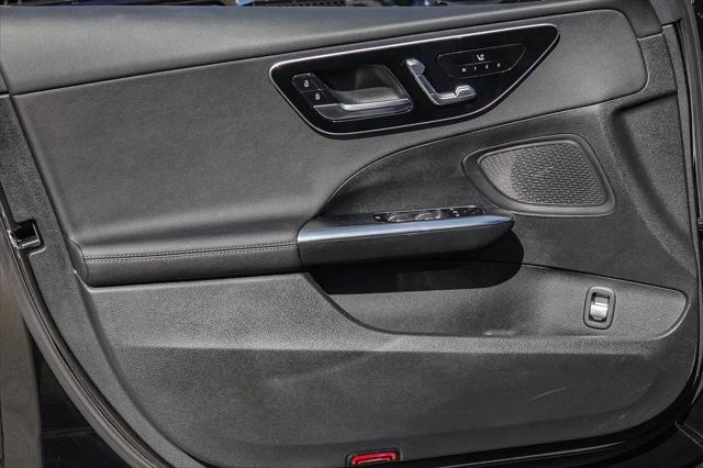 2025 Mercedes-Benz C-CLASS C 300 C 300