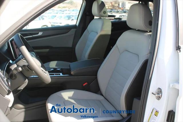 2026 Volkswagen Atlas Cross Sport SEL R-Line Black