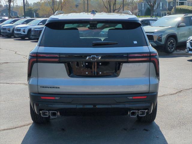 2026 Chevrolet Traverse FWD LT