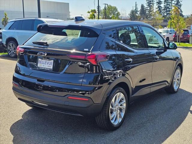 2027 Chevrolet Bolt LT FWD