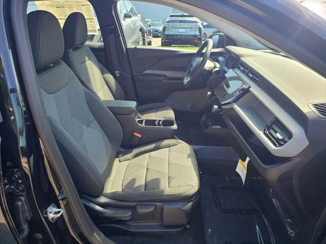 2027 Chevrolet Bolt LT FWD