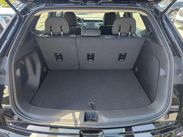 2027 Chevrolet Bolt LT FWD