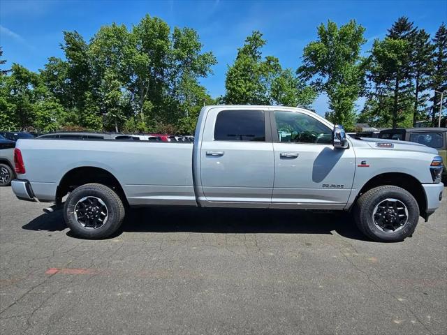 2026 Ram 3500 Laramie Crew Cab 4x4 8' Box