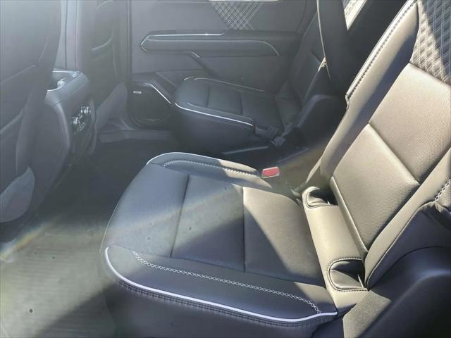 2026 GMC Acadia Denali FWD