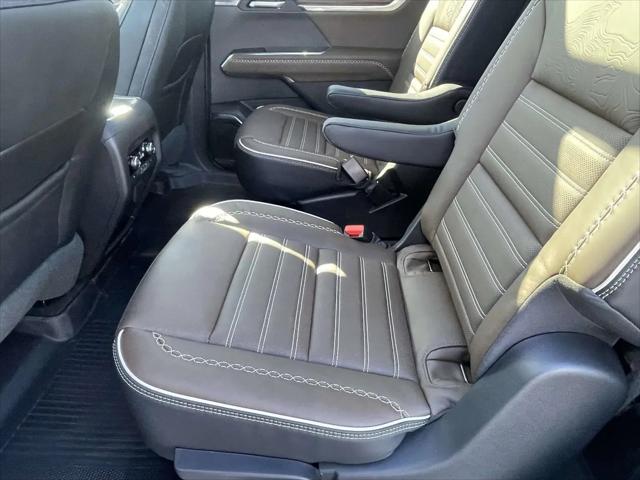 2026 GMC Acadia Denali Ultimate AWD
