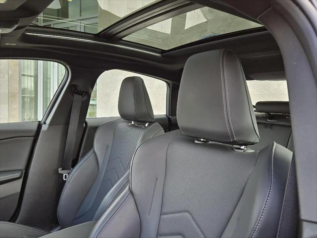 2025 BMW Coupe xDrive