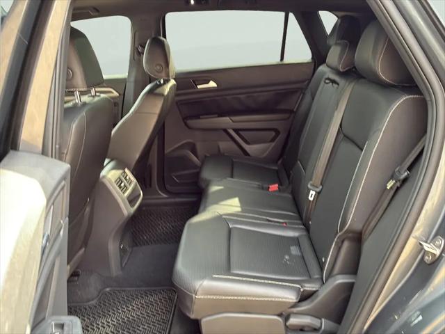 2020 Volkswagen Atlas Cross Sport 3.6L V6 SEL R-Line