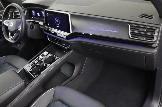 2025 Volkswagen Atlas Cross Sport 2.0T SEL Premium R-Line