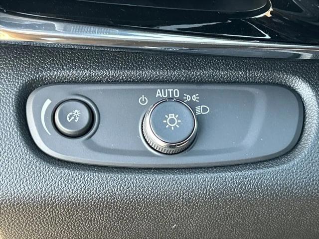 2026 Buick NV Sport Touring FWD
