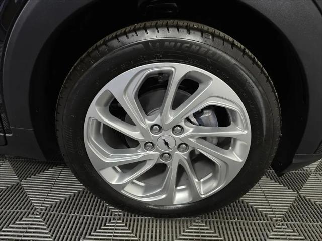 2027 Chevrolet Bolt LT FWD