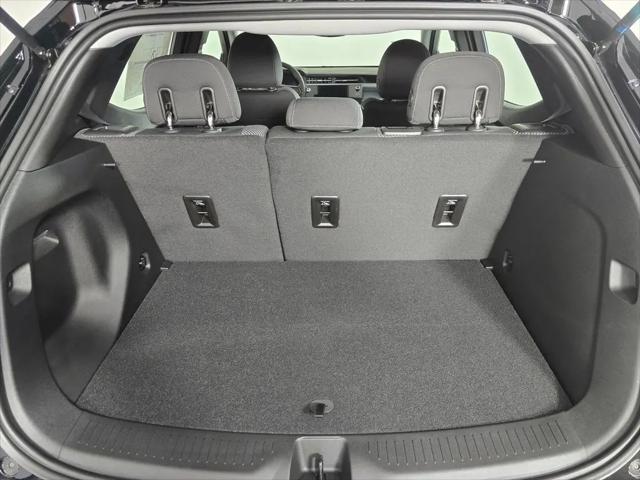 2027 Chevrolet Bolt LT FWD